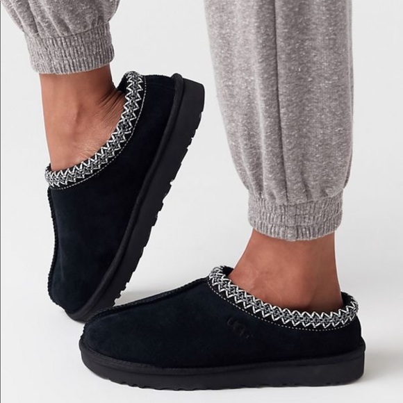 UGG | Shoes | Womens Ugg Tasman Black Slip On Slippers | Poshmark
